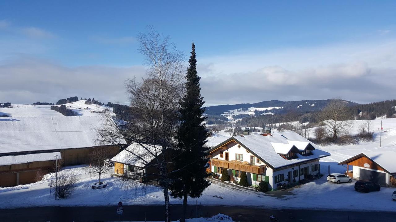 Fewo Friado Im Ferienpark Oa - Ohne Zusatzkosten Nach Anreise - Mit Hallenbad, W-Lan, Pkw-Garage, Kurtaxe Mit Allgaeu-Walser-Pass, Bett- Und Handtuch-Waesche Sowie End-Reinigung มิสเซน-วิลฮามส์ ภายนอก รูปภาพ